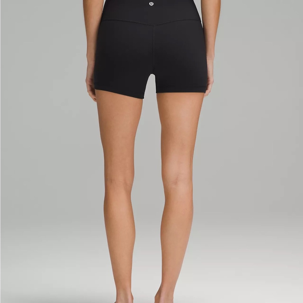 Lululemon Align High-Rise Black 4” Shorts SZ 6 - Picture 2 of 11